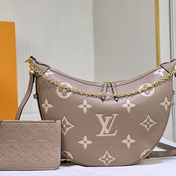 Louis Vuitton Hobo Bags